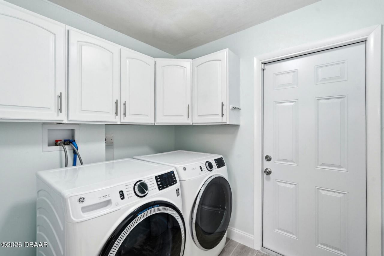 341 Plaza Boulevard, Daytona Beach, FL 32118 Photo