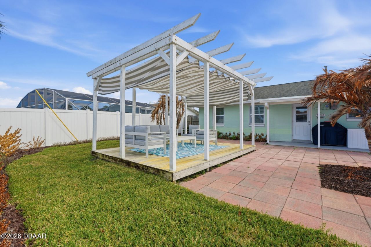 341 Plaza Boulevard, Daytona Beach, FL 32118 Photo