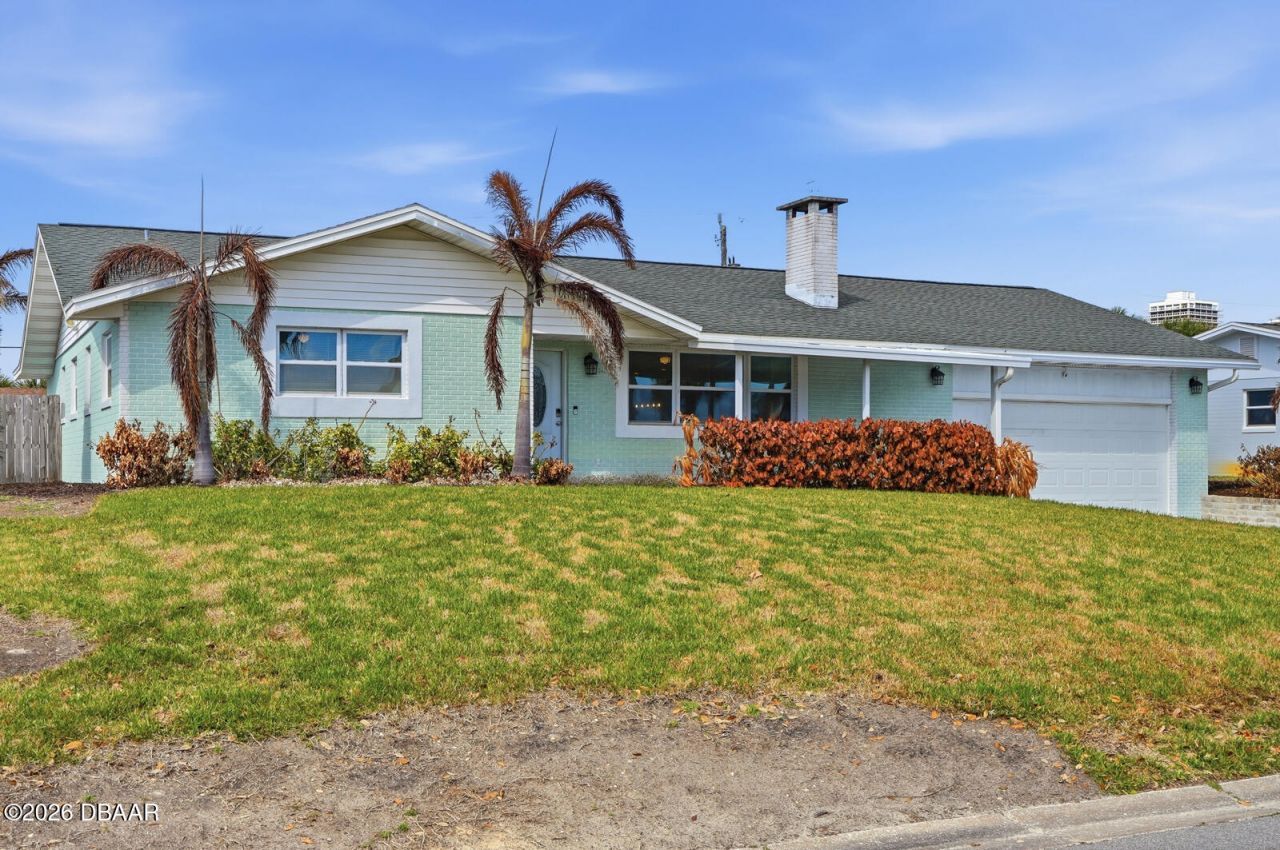 341 Plaza Boulevard, Daytona Beach, FL 32118 Photo