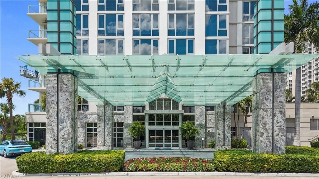 6897 Grenadier Blvd, Unit 1001, Naples, FL 34108 Photo