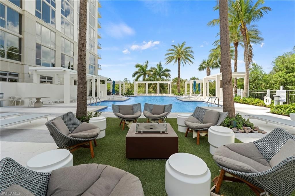 6897 Grenadier Blvd, Unit 1001, Naples, FL 34108 Photo