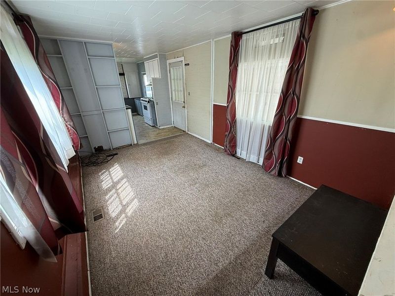 610 Karen Avenue NW, New Philadelphia, OH 44663 Photo 8