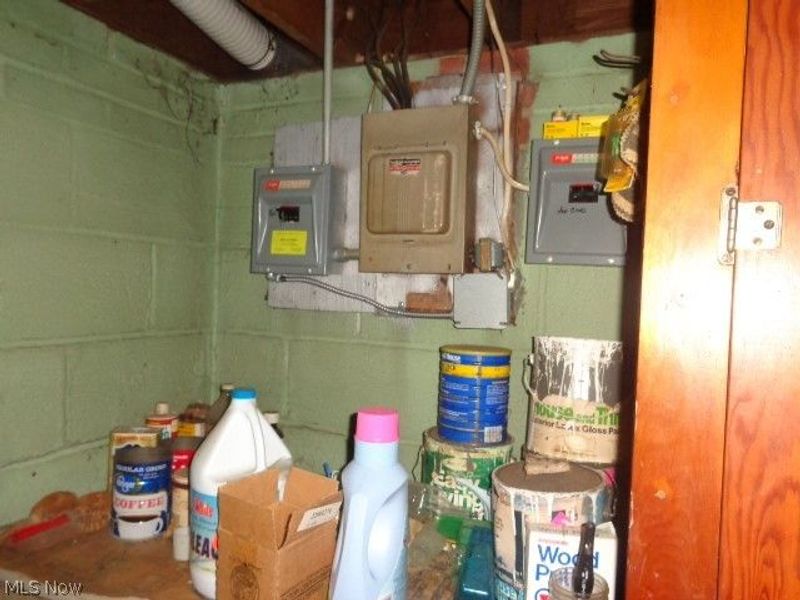 448 E 328th Street, Willowick, OH 44095 Photo 12