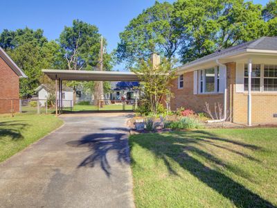 1084 Honeysuckle Lane, Charleston, SC 29412