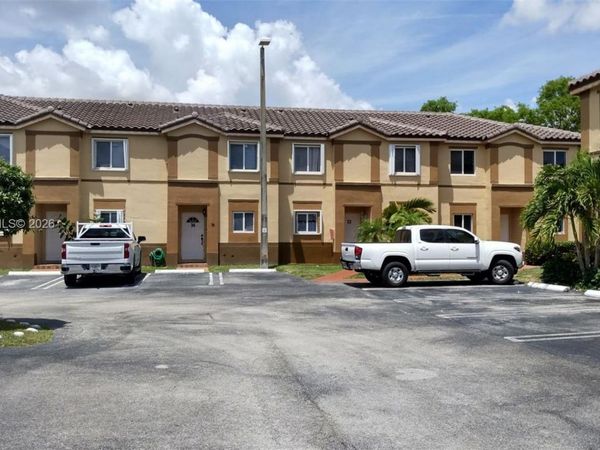 8382 SW 152nd Ave , Unit 12-4, Miami, FL 33193