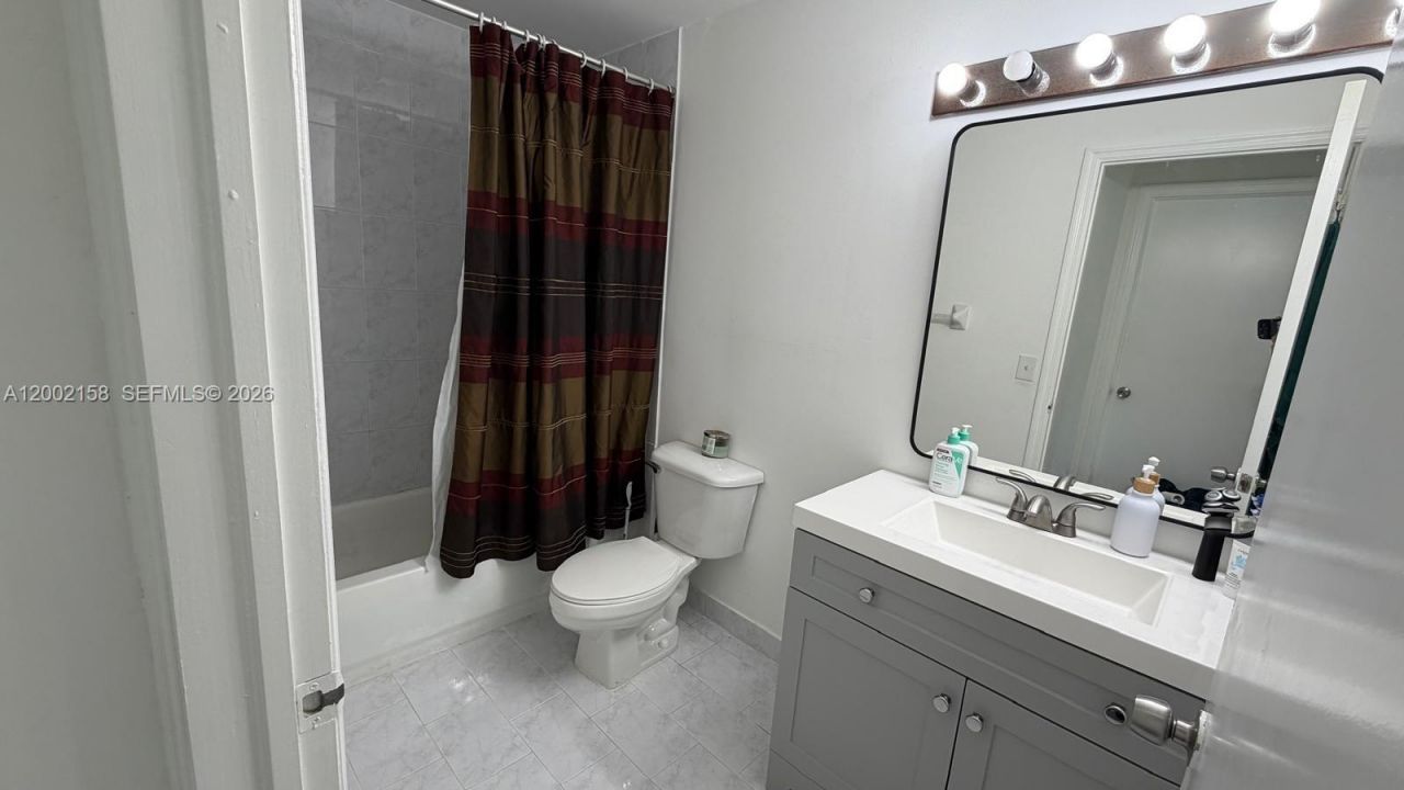 8382 SW 152nd Ave, Unit 12-4, Miami, FL 33193 Photo