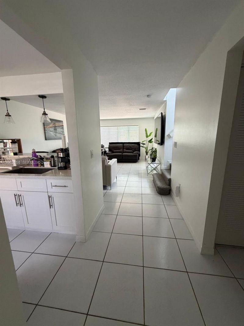 8382 SW 152nd Ave, Unit 12-4, Miami, FL 33193 Photo