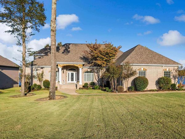 5912 Riviera Drive, Benton, AR 72019