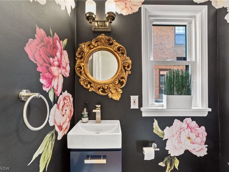 2588 Saybrook Road, University Heights, OH 44118 Photo 17