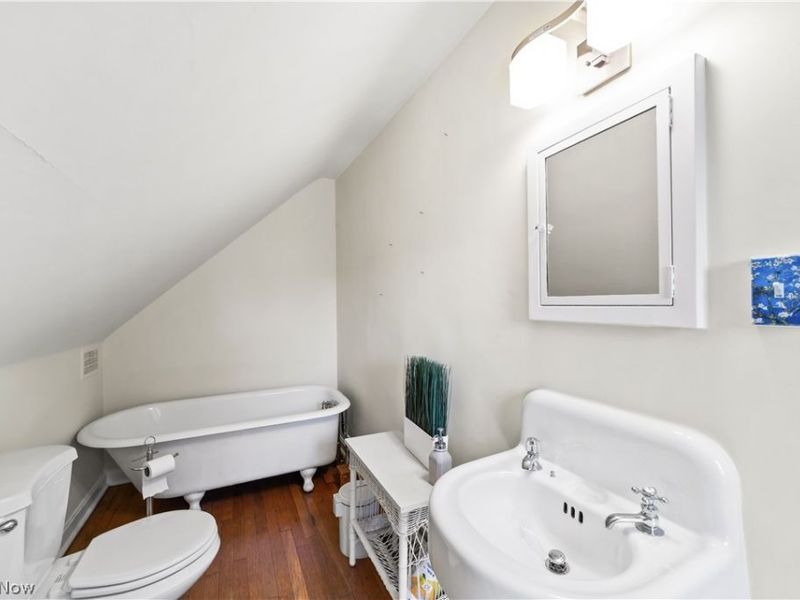 2588 Saybrook Road, University Heights, OH 44118 Photo 33