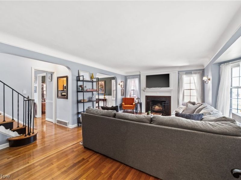 2588 Saybrook Road, University Heights, OH 44118 Photo 4