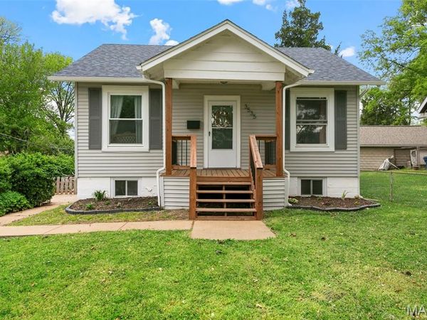 3535 Brown Road, St John, MO 63114