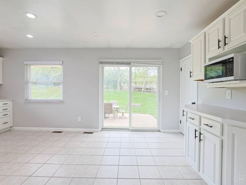 5061 Chantilly Drive, Delhi Twp, OH 45238 Photo 11