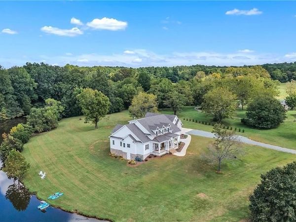 1618 Ben Wilson Road , Mebane, NC 27302