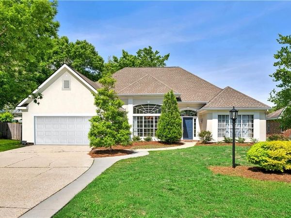 1278 SPRINGWATER Drive, Mandeville, LA 70471