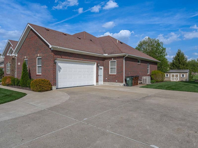 2027 Liberty Court, Xenia, OH 45385 Photo 3