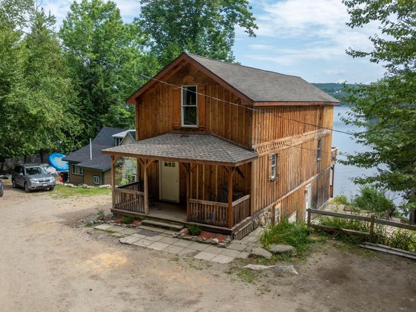 9 Jordan Way, Hartford, ME 04220