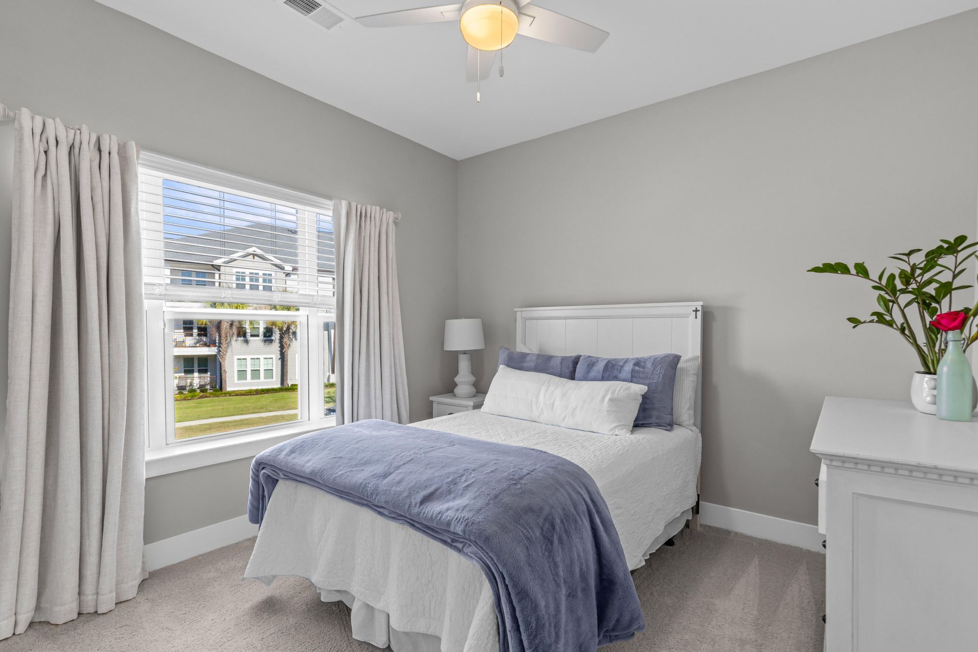 859 Hopewell Drive Photo 14