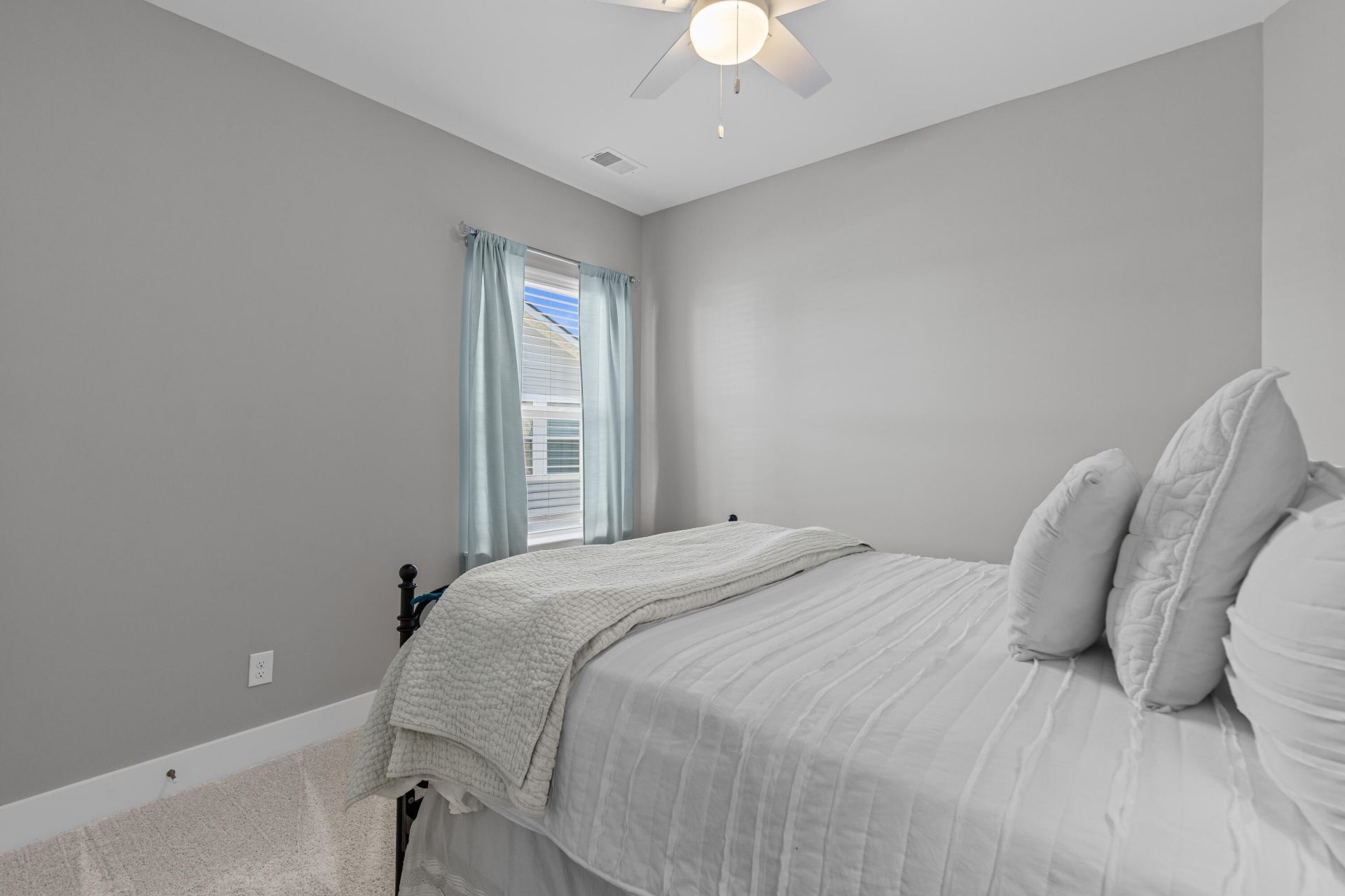 859 Hopewell Drive Photo 18