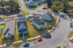 859 Hopewell Drive photo 4