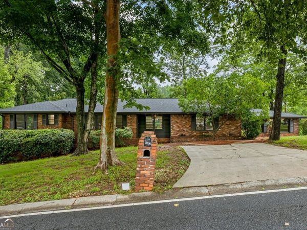 1124 Ponderosa Park Drive, Forest Park, GA 30297