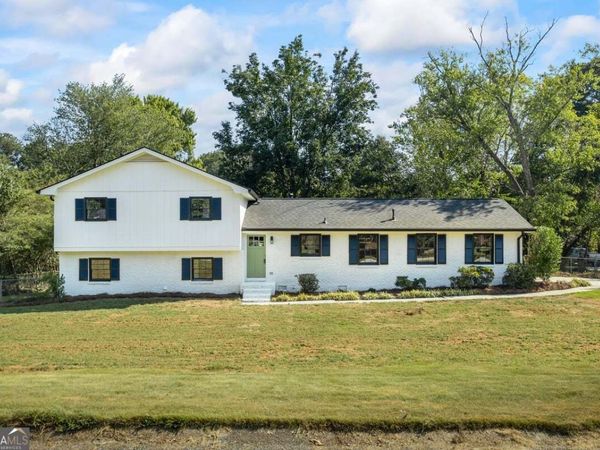 2826 Alamo Place, Snellville, GA 30078