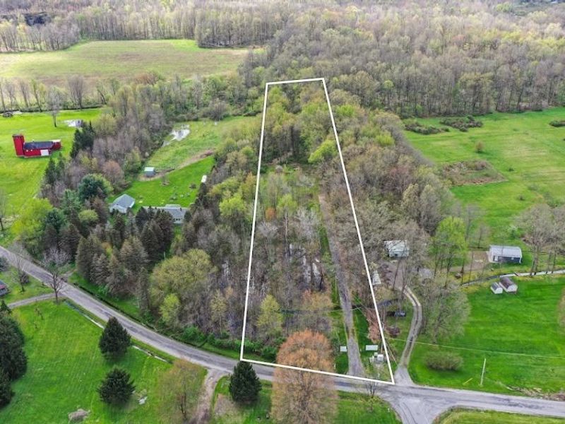 10088 Knowlton Road, Garrettsville, OH 44231 Photo 12