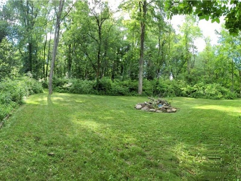 10088 Knowlton Road, Garrettsville, OH 44231 Photo 2