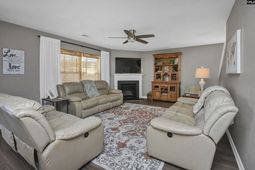 207 Bantam Place  photo 4