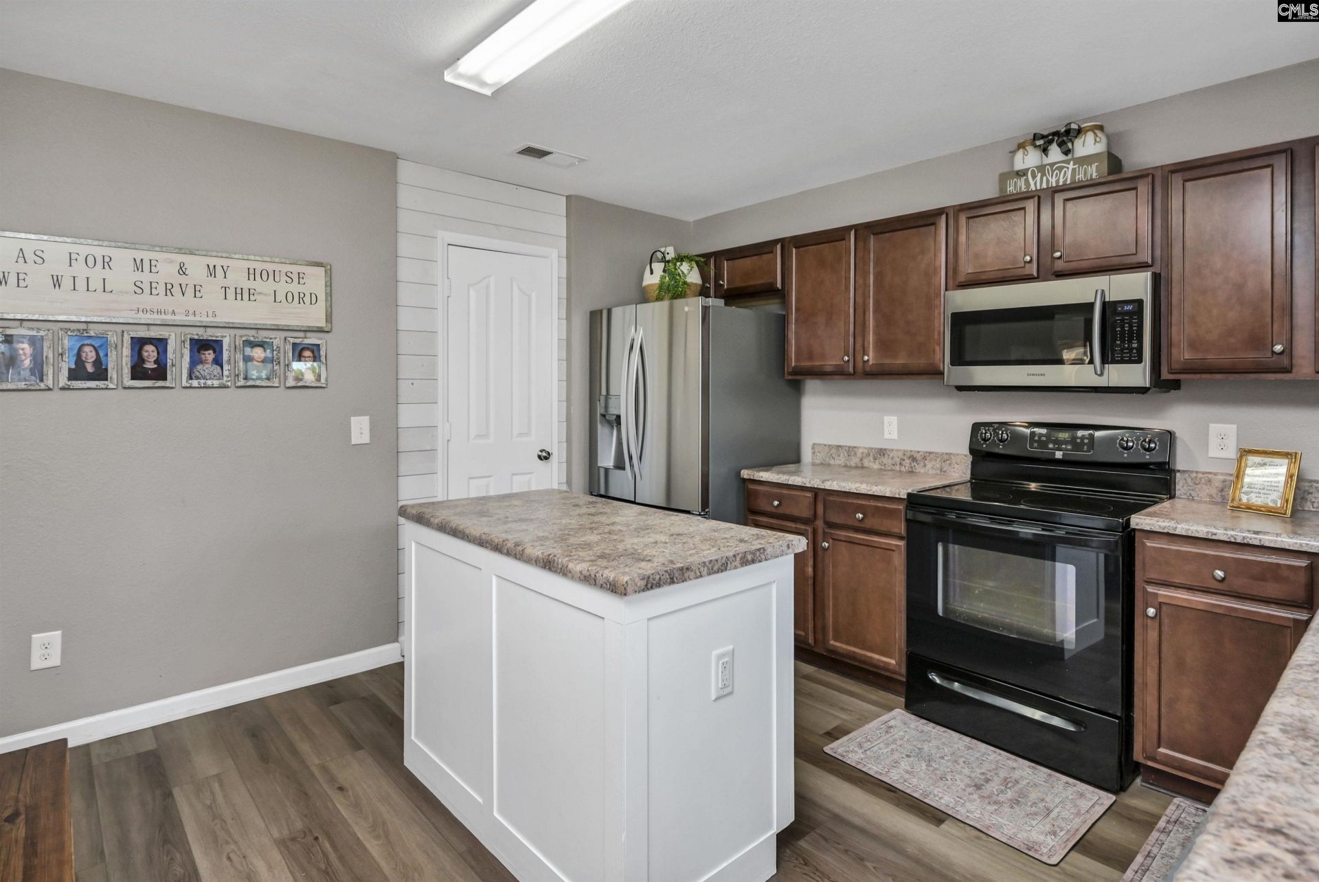 207 Bantam Place  Photo 8