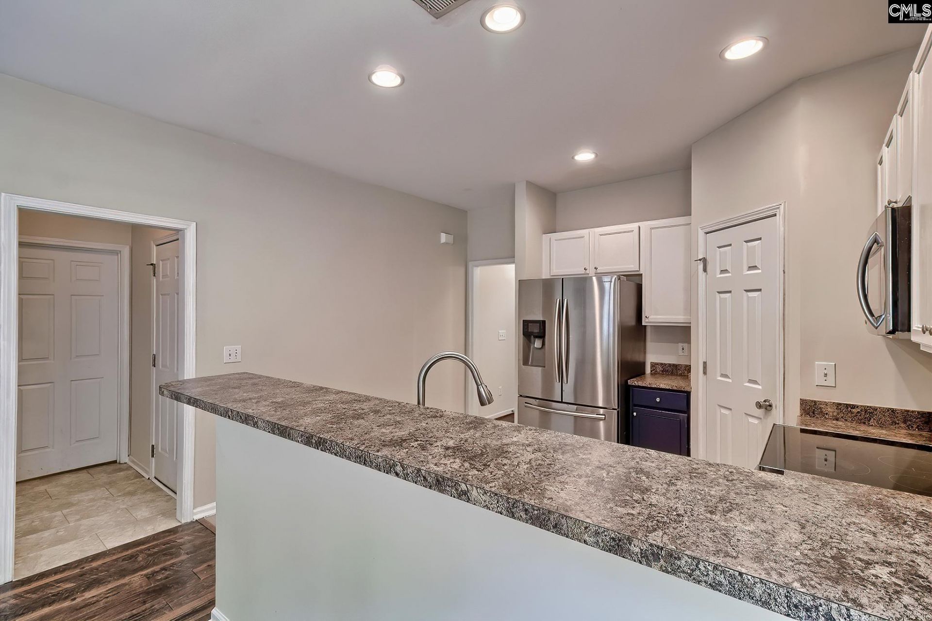 121 Mews Way Photo 11