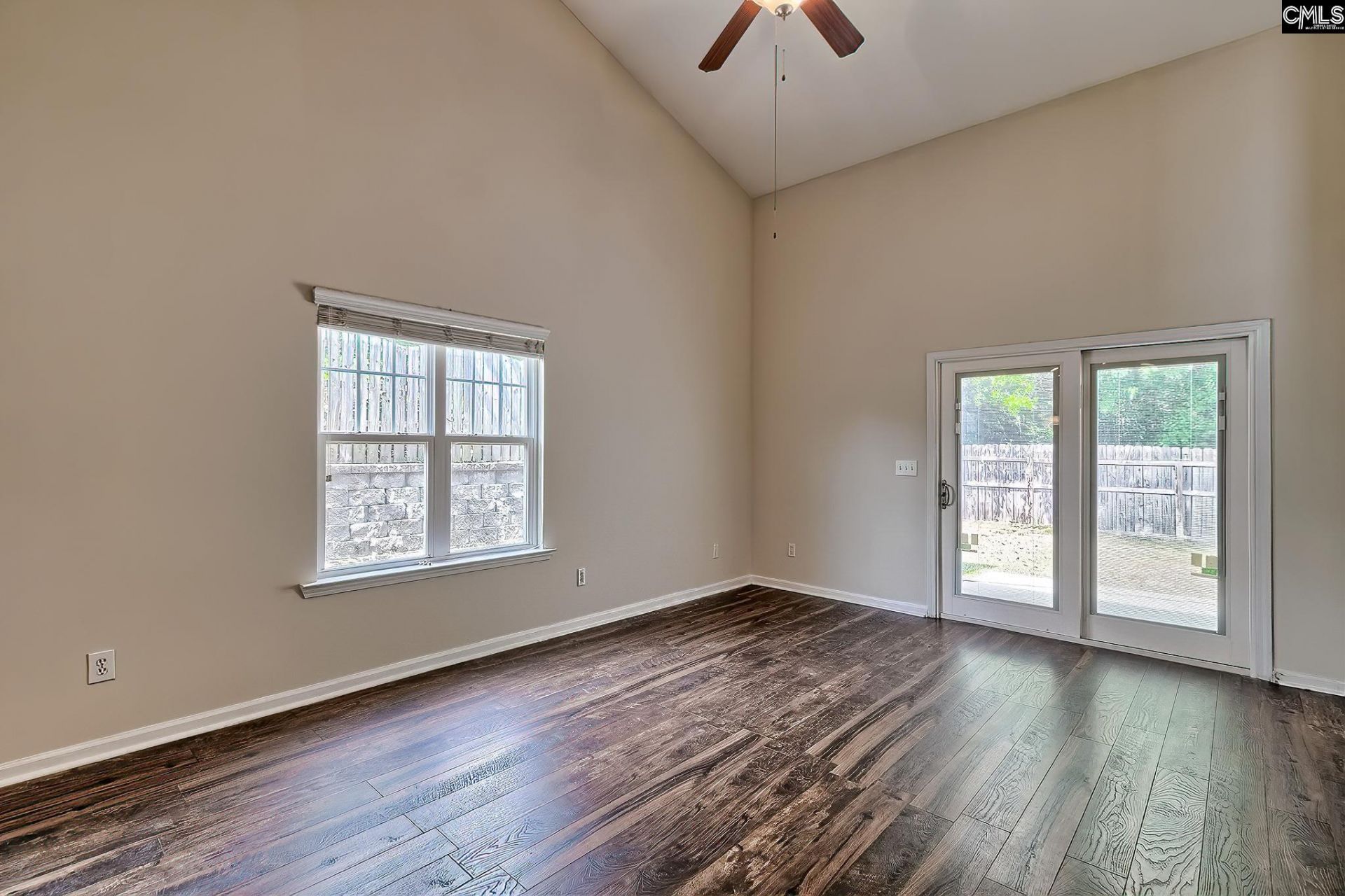 121 Mews Way Photo 18