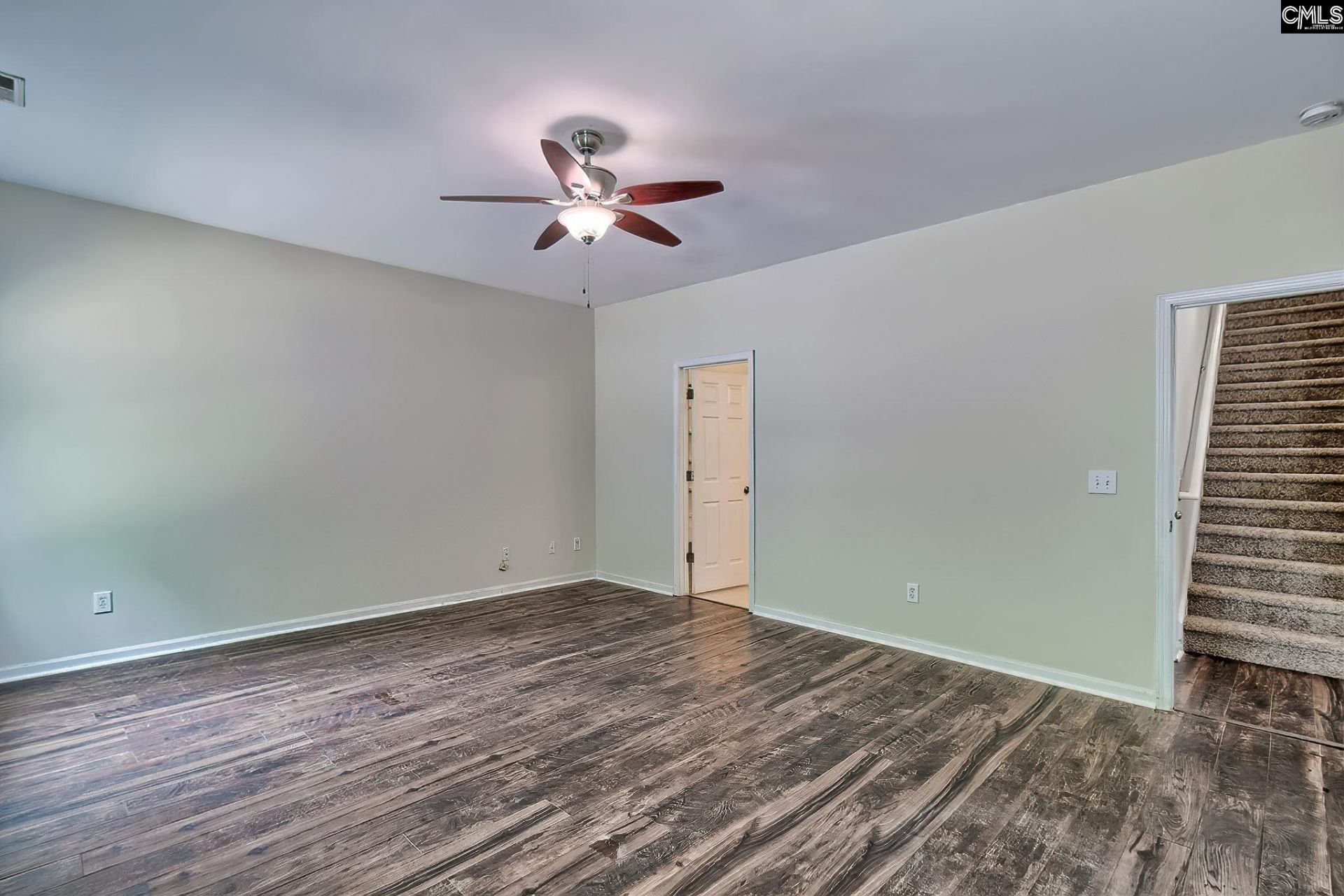 121 Mews Way Photo 24