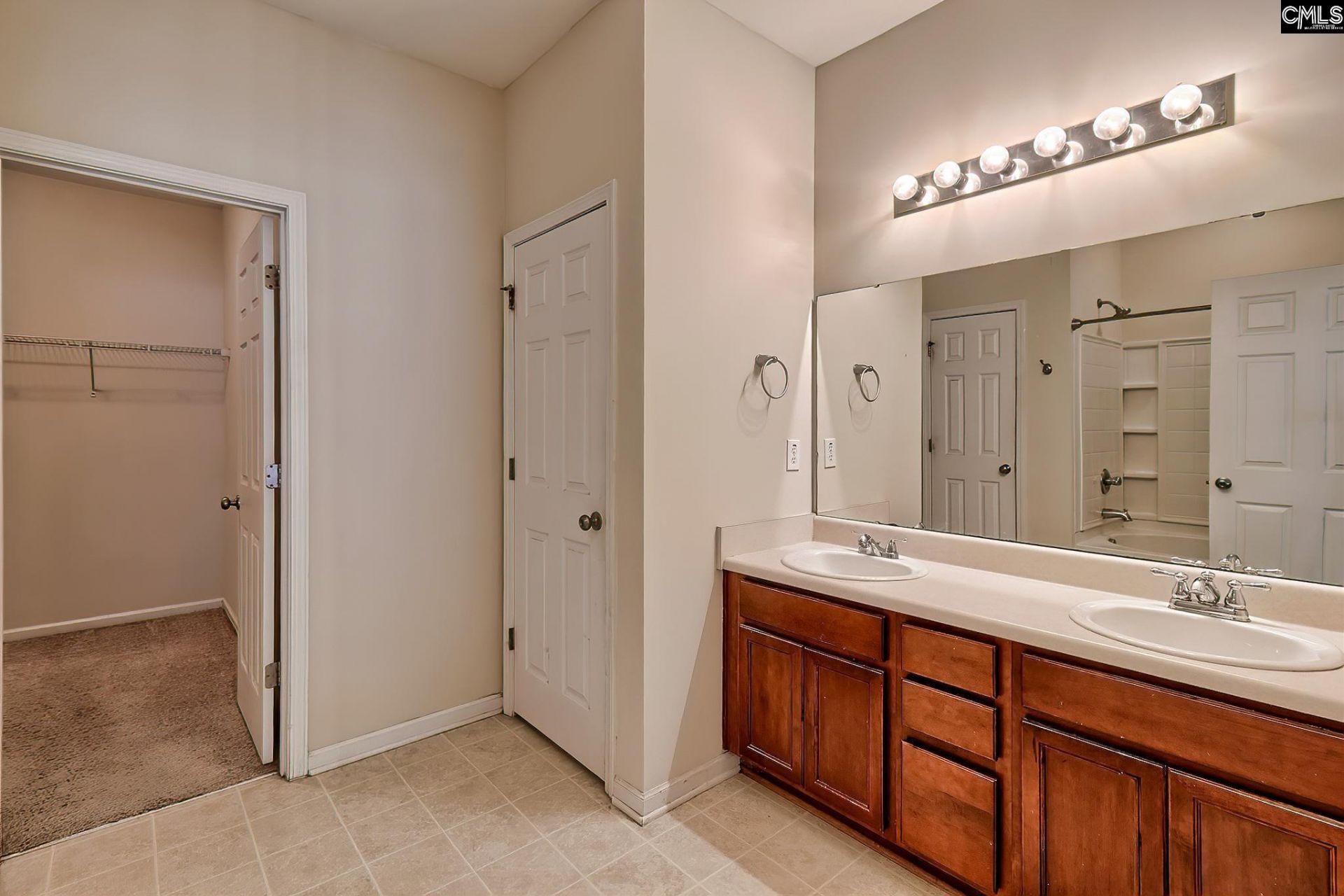 121 Mews Way  Photo 23