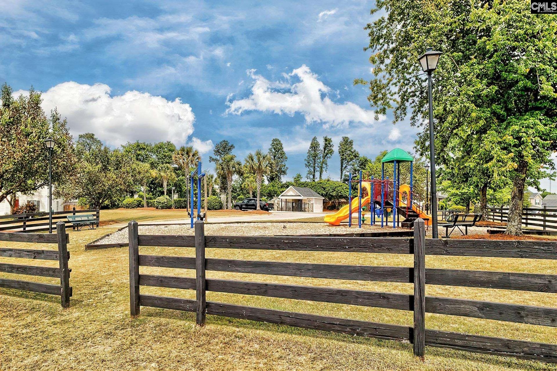 121 Mews Way Photo 35