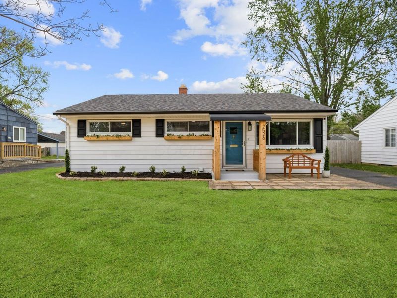 2526 Shrewsbury Road, Columbus, OH 43221 Photo 1