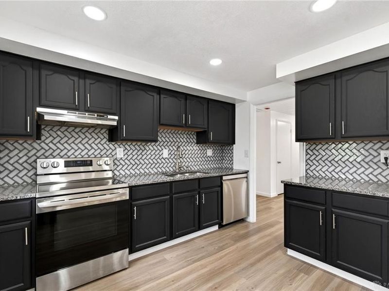 4444 Seville Drive, Englewood, OH 45322 Photo 14