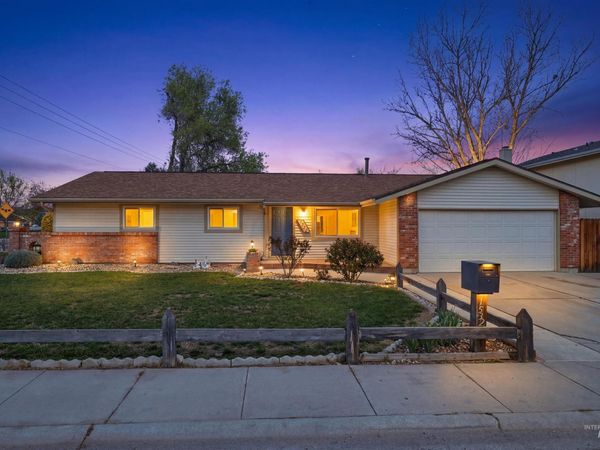 1532 W Chateau Ave, Meridian, ID 83646