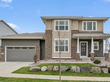 9725 Tawny Acorn Drive, Verona, WI 53593