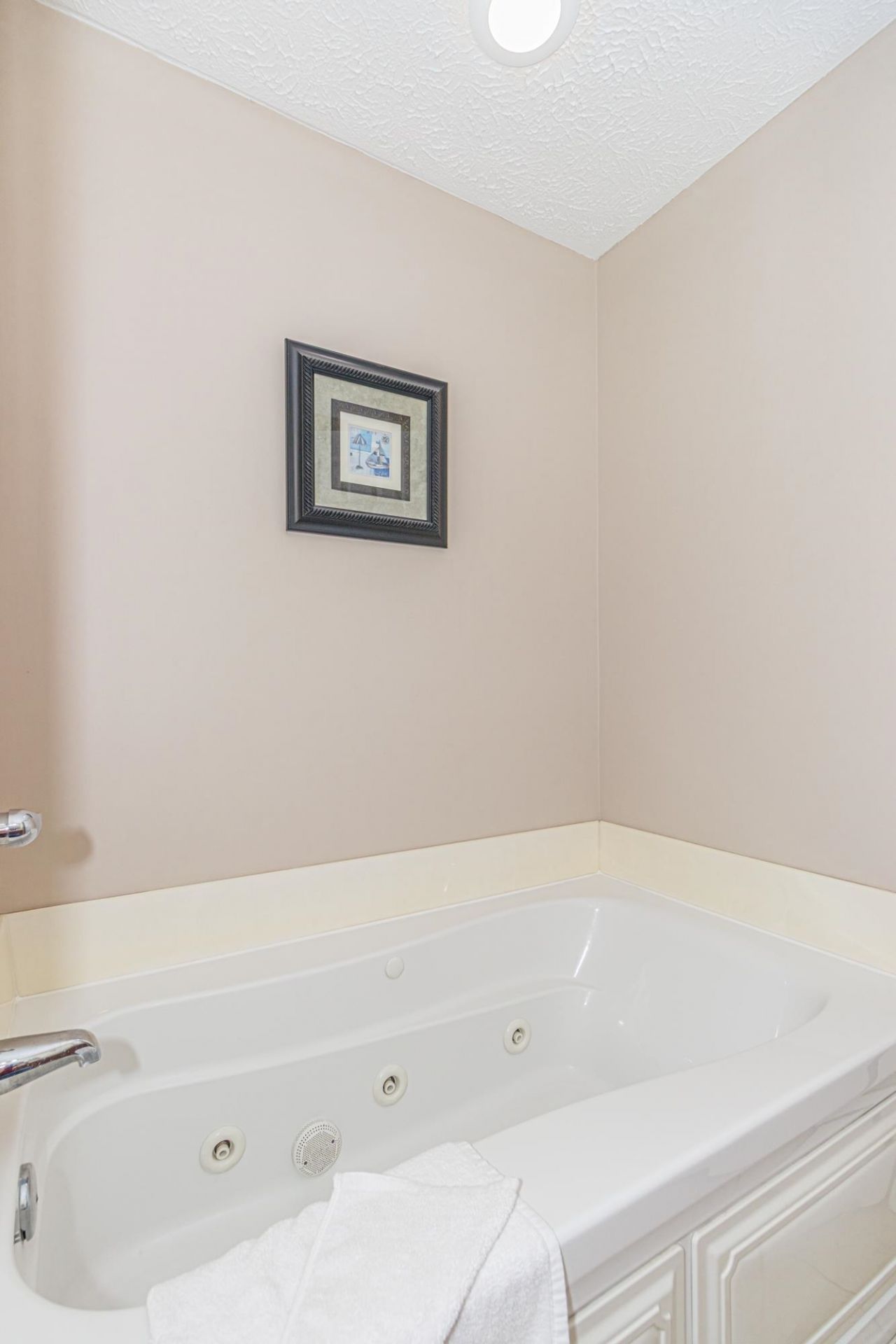 704 S Ocean Blvd. Photo 29