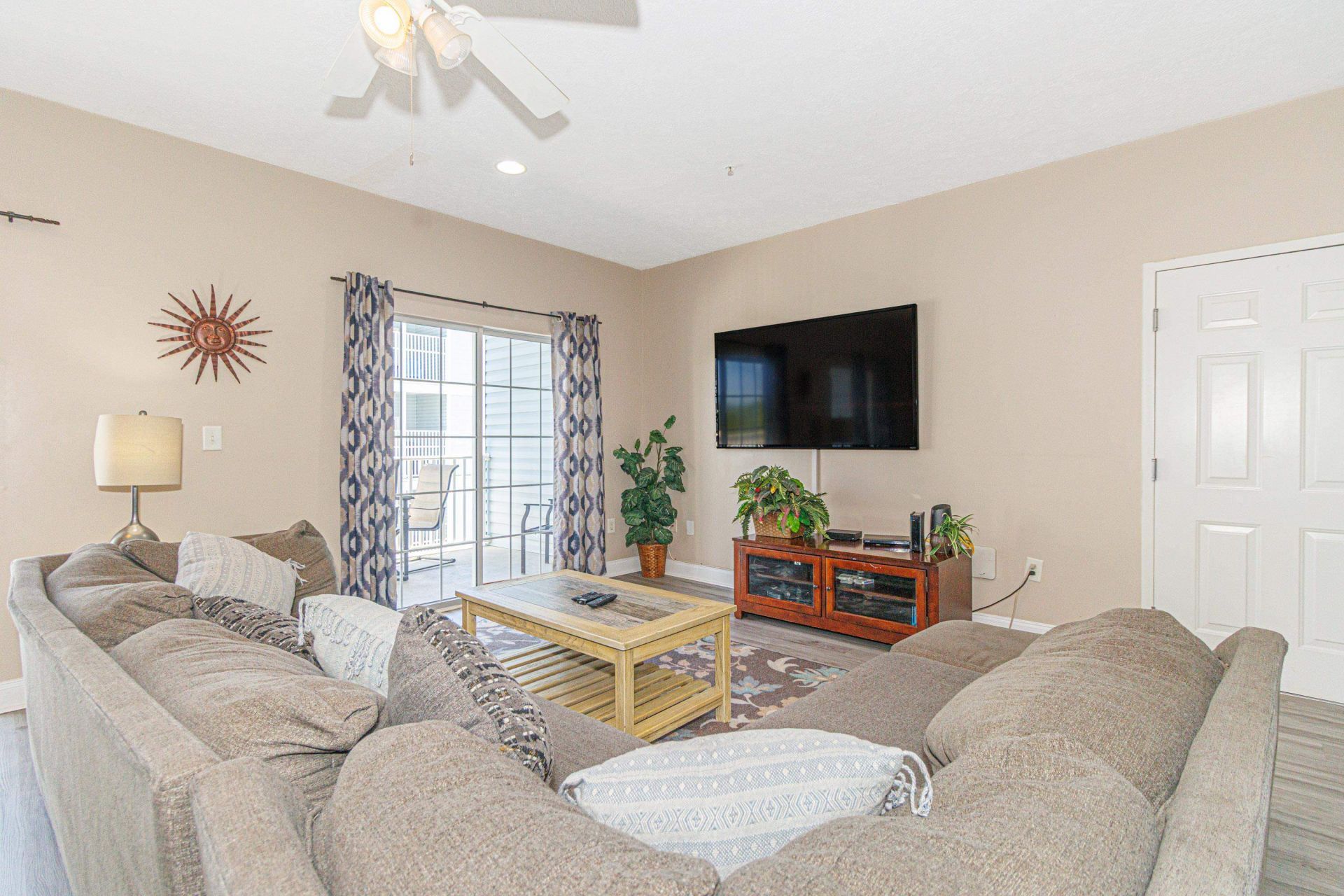 704 S Ocean Blvd. Photo 9