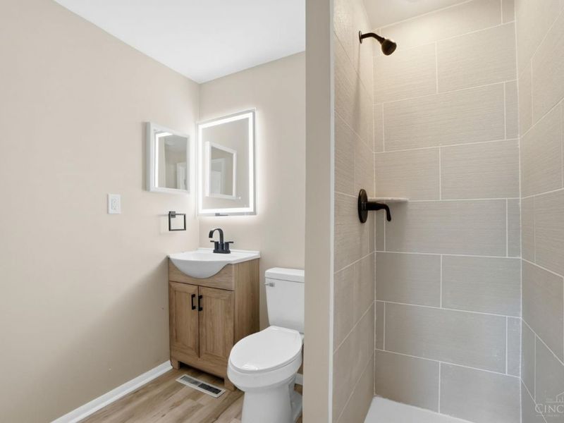 12128 Benadir Road, Springdale, OH 45246 Photo 19