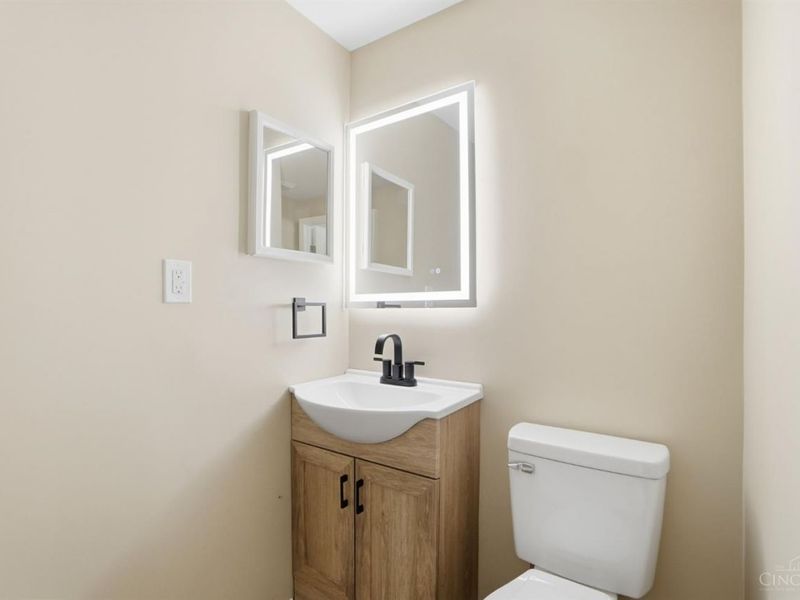 12128 Benadir Road, Springdale, OH 45246 Photo 21