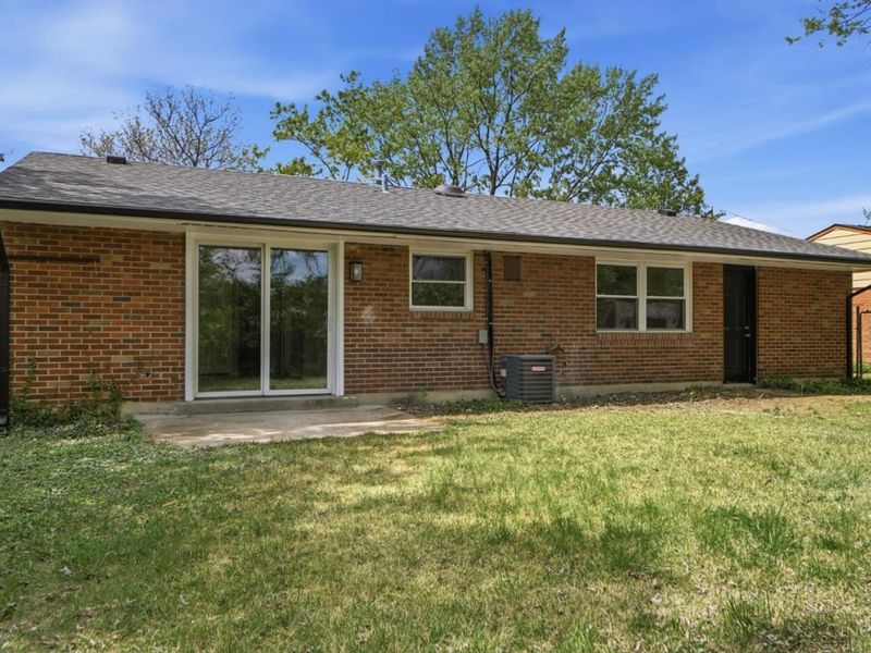 12128 Benadir Road, Springdale, OH 45246 Photo 28