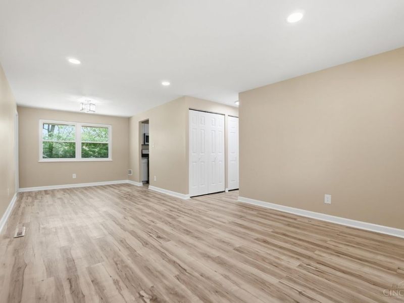 12128 Benadir Road, Springdale, OH 45246 Photo 4