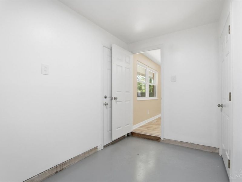 12128 Benadir Road, Springdale, OH 45246 Photo 9