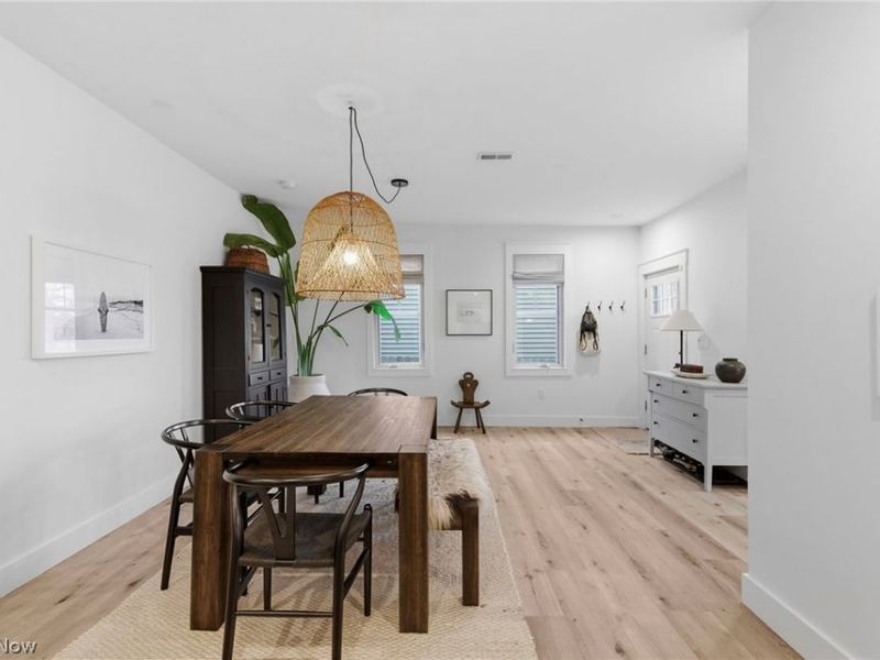 3508 Siam Avenue , Cleveland, OH 44113 Photo 15