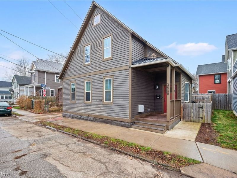3508 Siam Avenue , Cleveland, OH 44113 Photo 2
