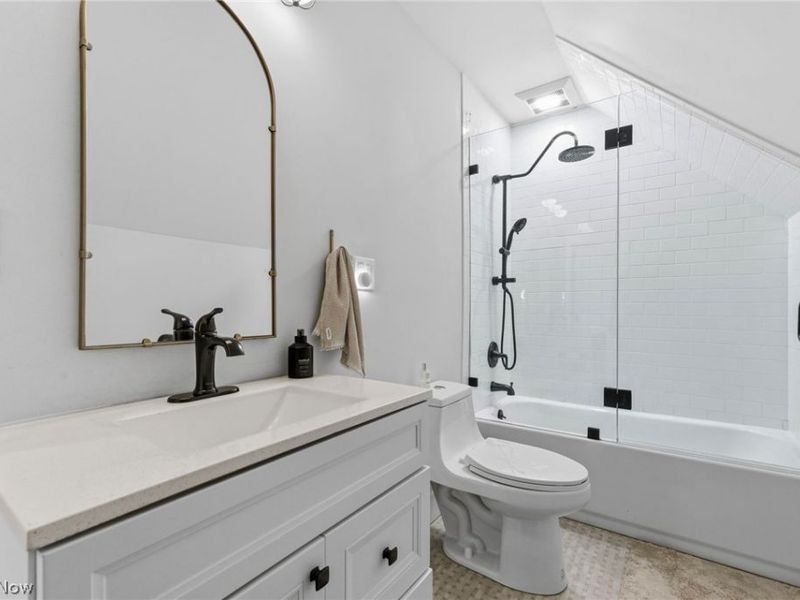 3508 Siam Avenue , Cleveland, OH 44113 Photo 30