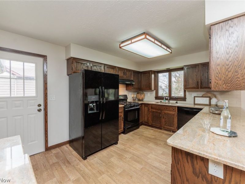 984 Meadowlark Lane, Medina, OH 44256 Photo 17